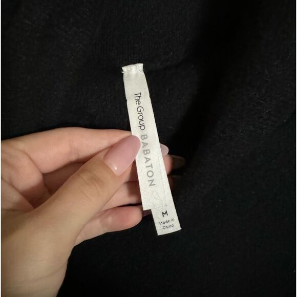 Aritzia The Group by Babaton Plutarch‎ Sweater Sz Medium in Black Turtleneck - Picture 6 of 9